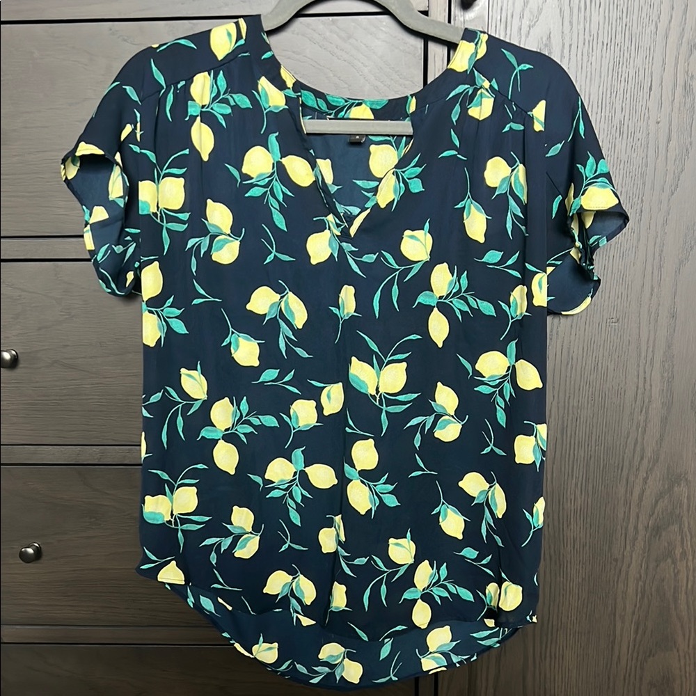Banana Republic factory high-low dolman top navy and yellow lemon print